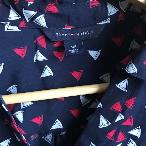 Tommy Hilfiger Sail Boat Print Button Down Top, S - Picture 2 of 4